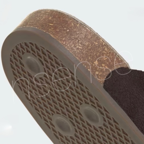 Adimule Slides - Picture 5 of 7